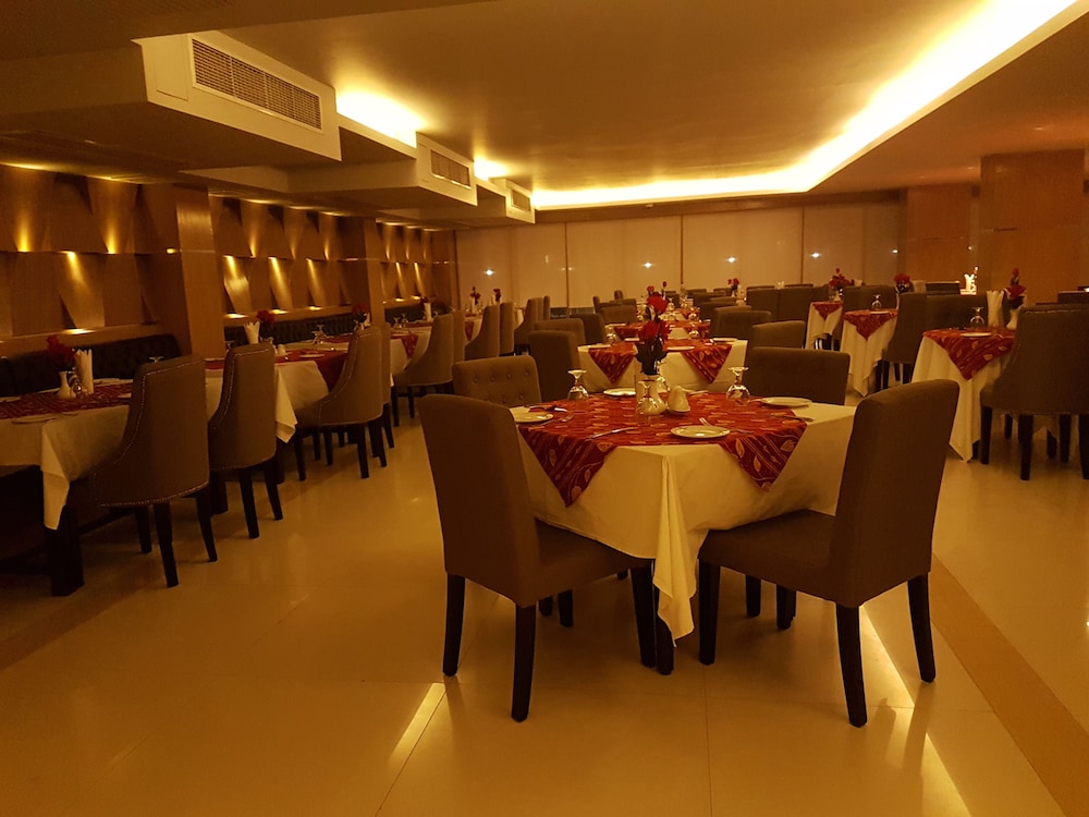 Hotel Momo Inn 27/47
