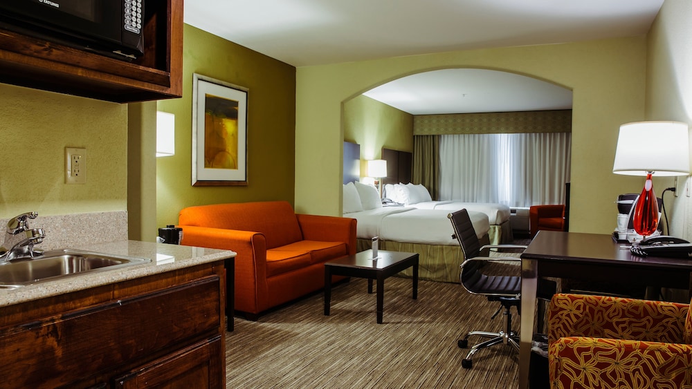 Holiday Inn Express & Suites Waller - Prairie View 50/54