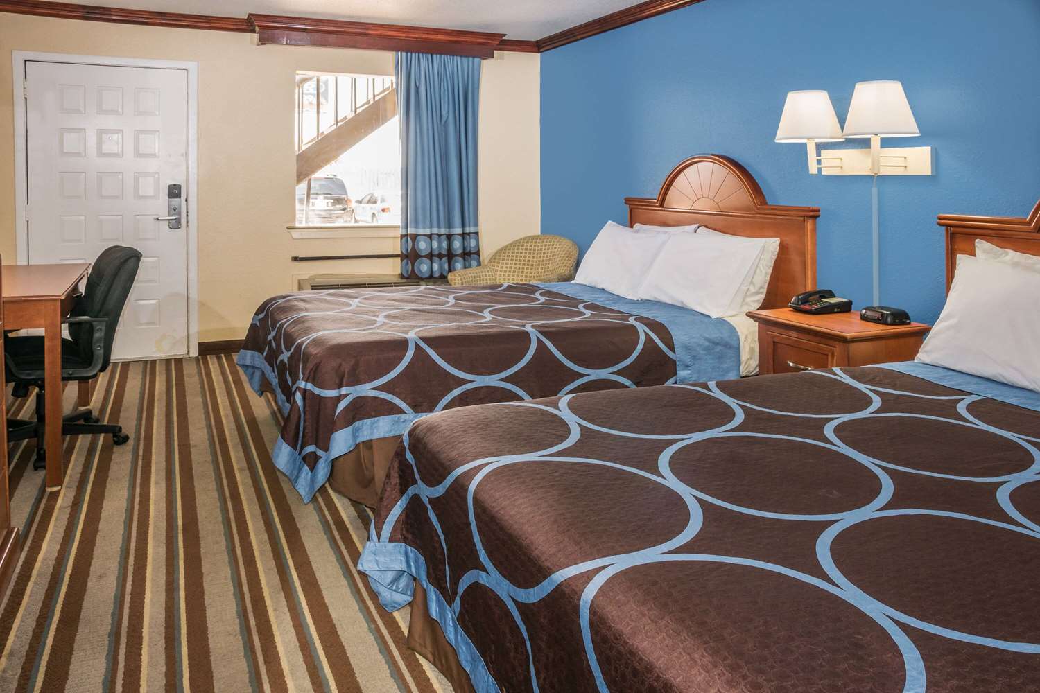 Super 8 by Wyndham San Marcos 5/11