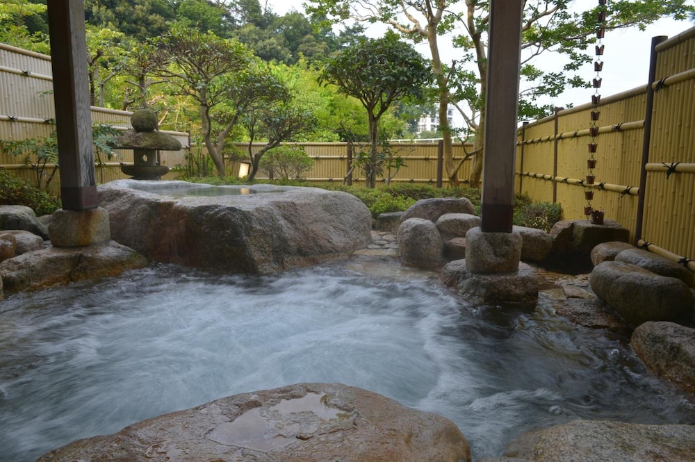 SHIKANOYU HOTEL 33/66