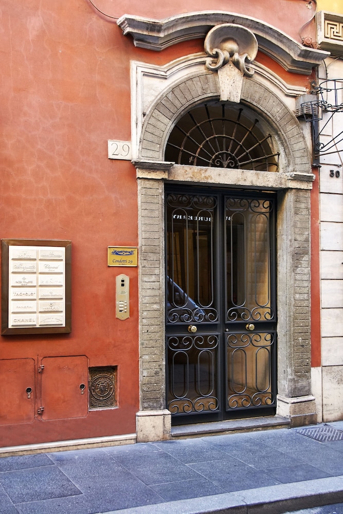 Townhouse Condotti 29 2/53