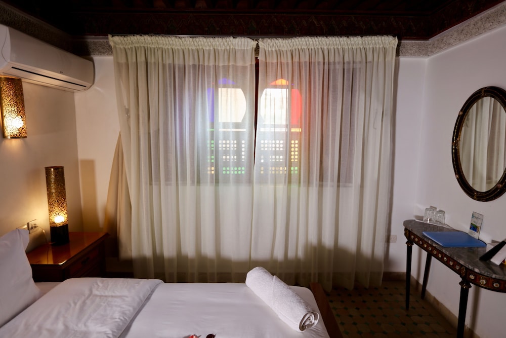 Riad TOYOUR 17/50