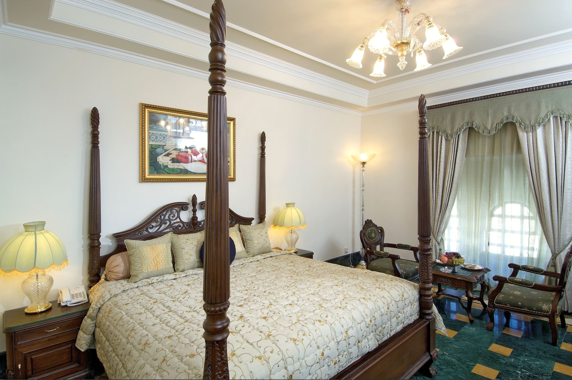Elegant, King Bed