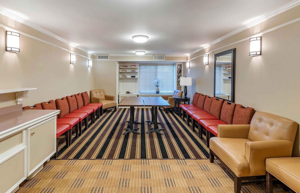 Extended Stay America San Francisco-San Carlos 45/67