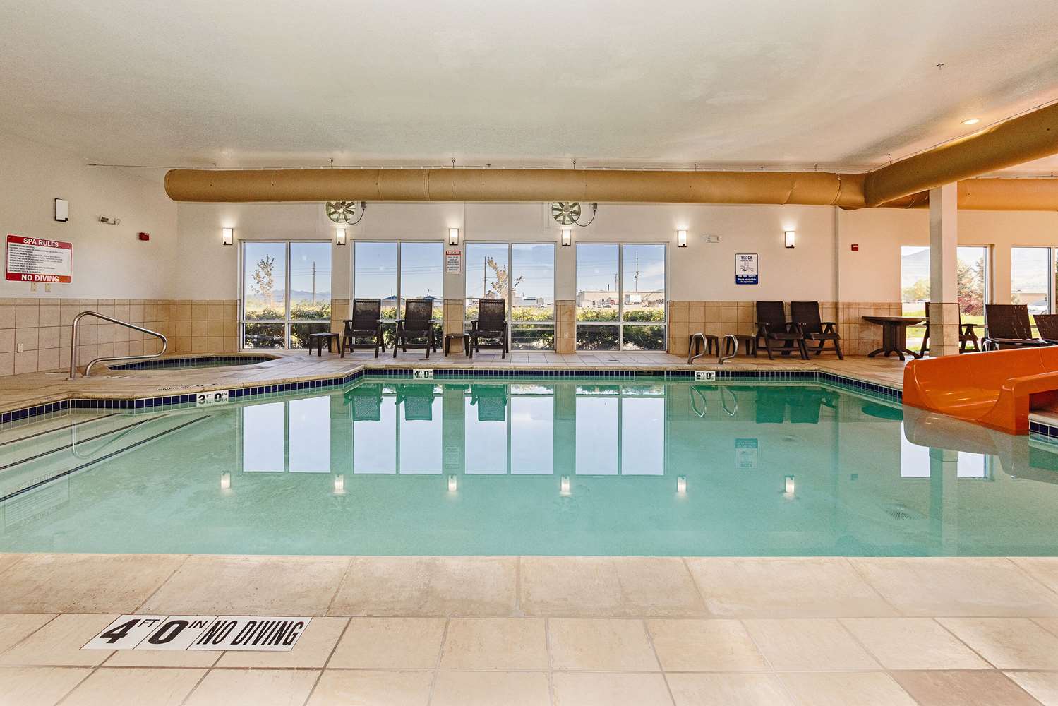 Comfort Inn and Suites Logan Near University 13/22
