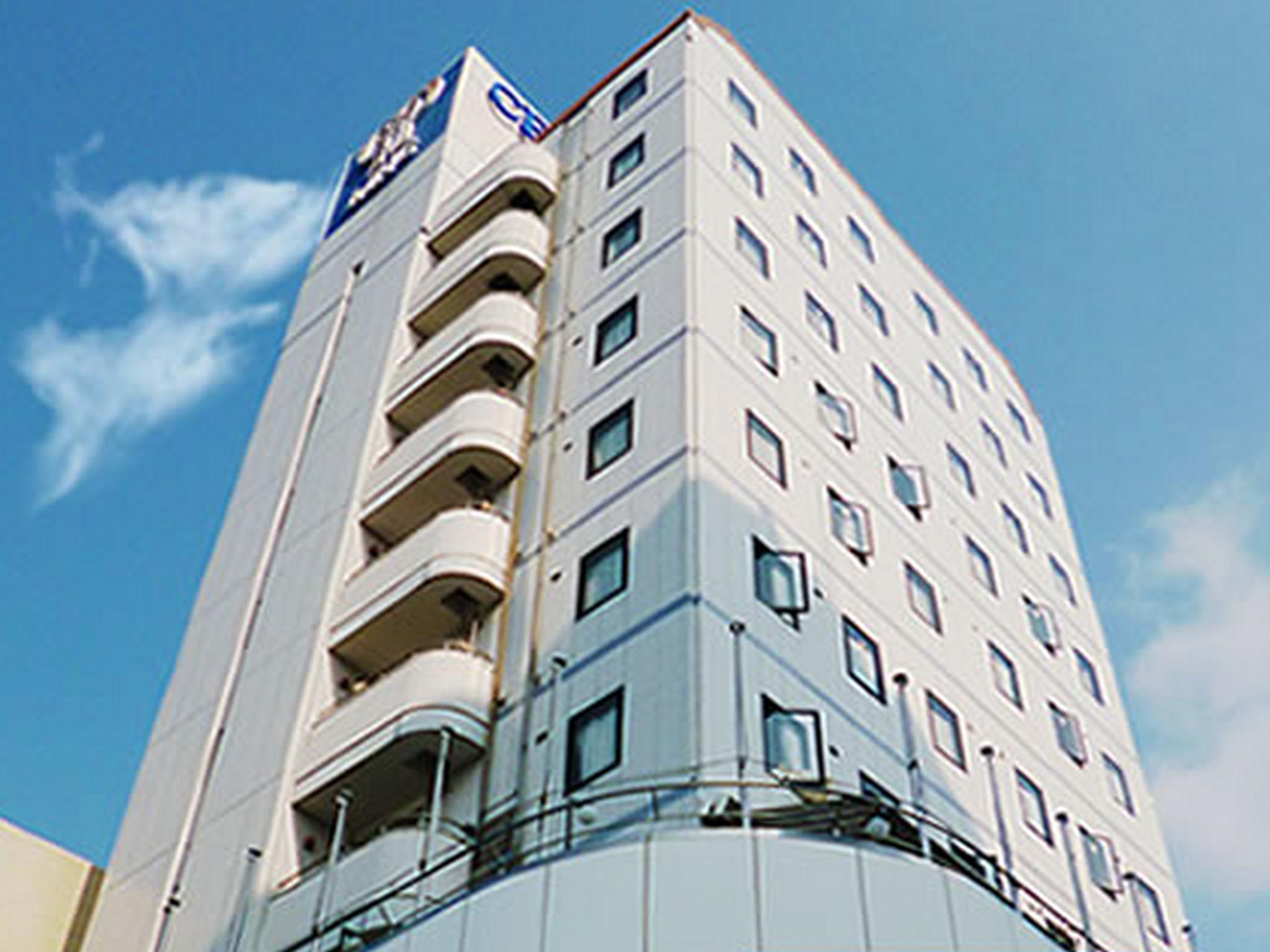 Capsule, Male Dorm
