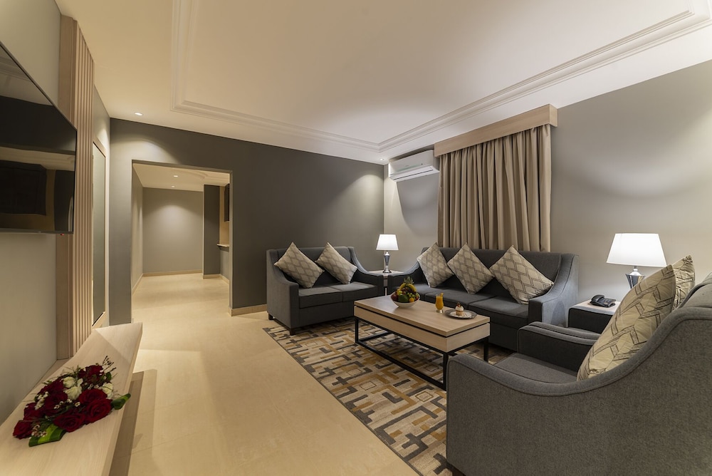 فندق انالة تبوك(Enala Hotel Apartments- Tabuk) 22/33