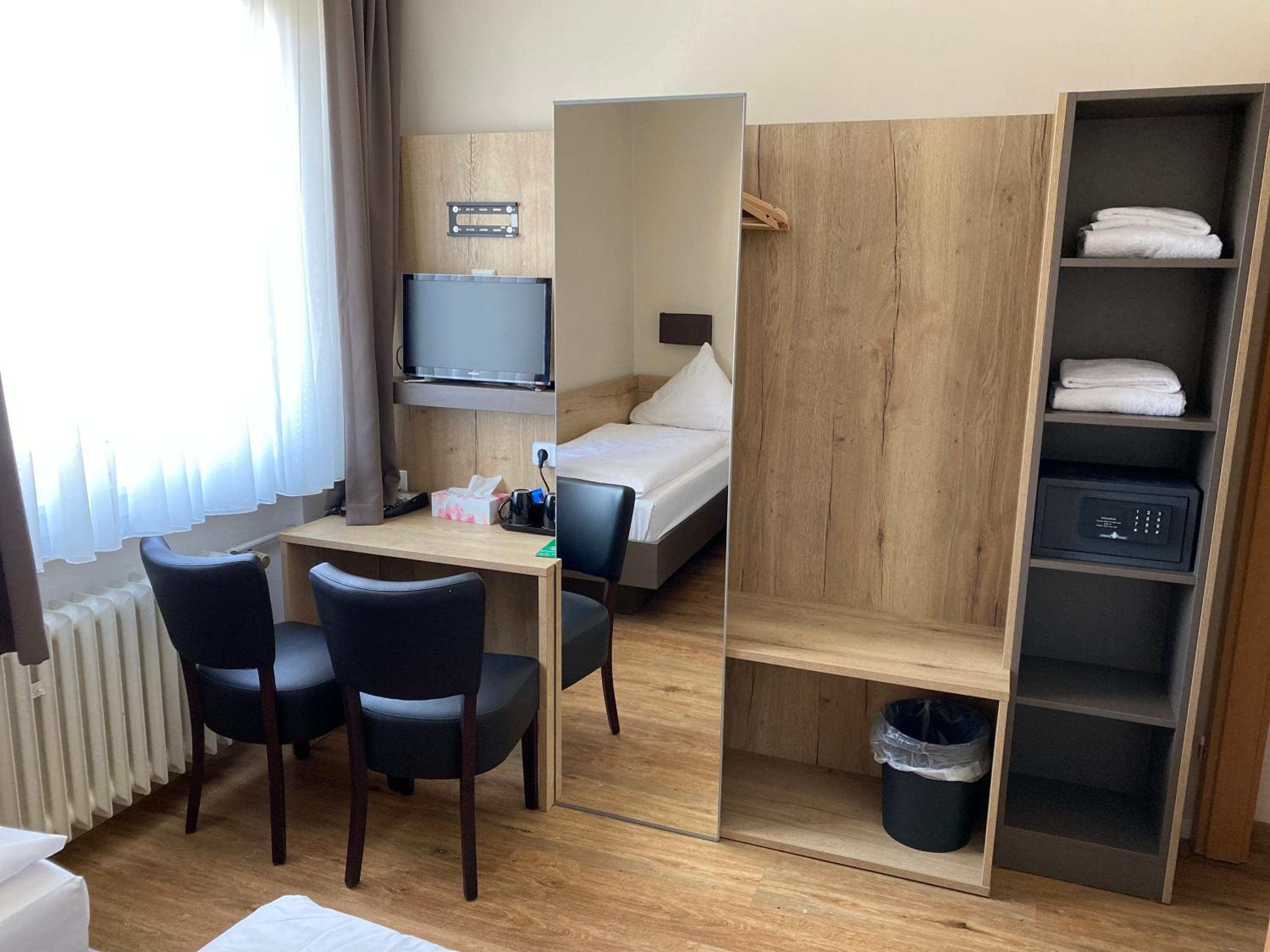Center Hotel Essen 49/60