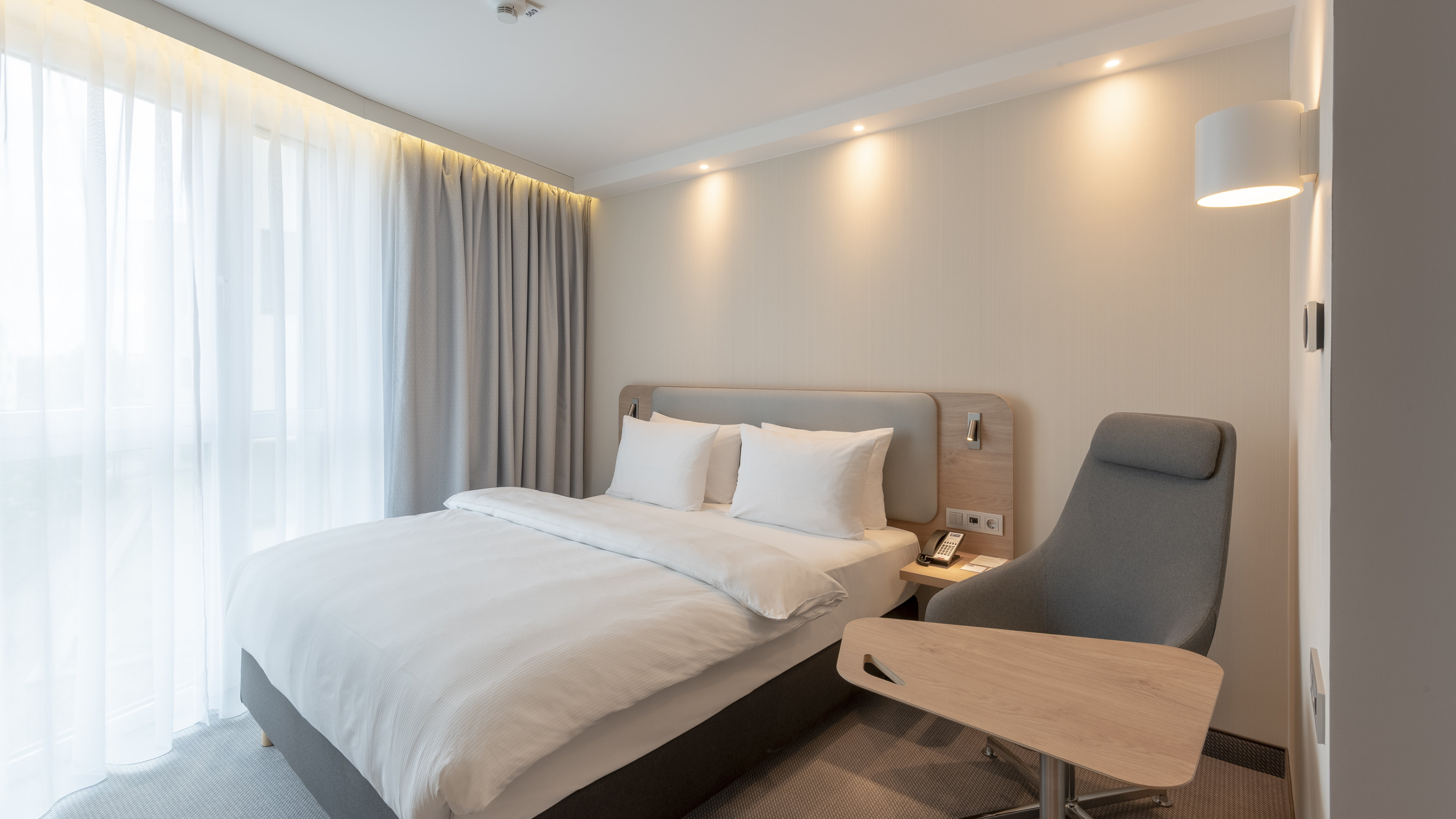 Holiday Inn Express Offenbach 25/68