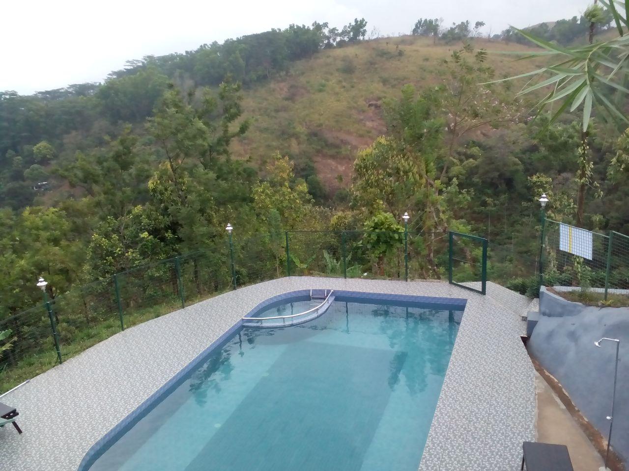 GREEN HILL ESTATE VAGAMON 15/16