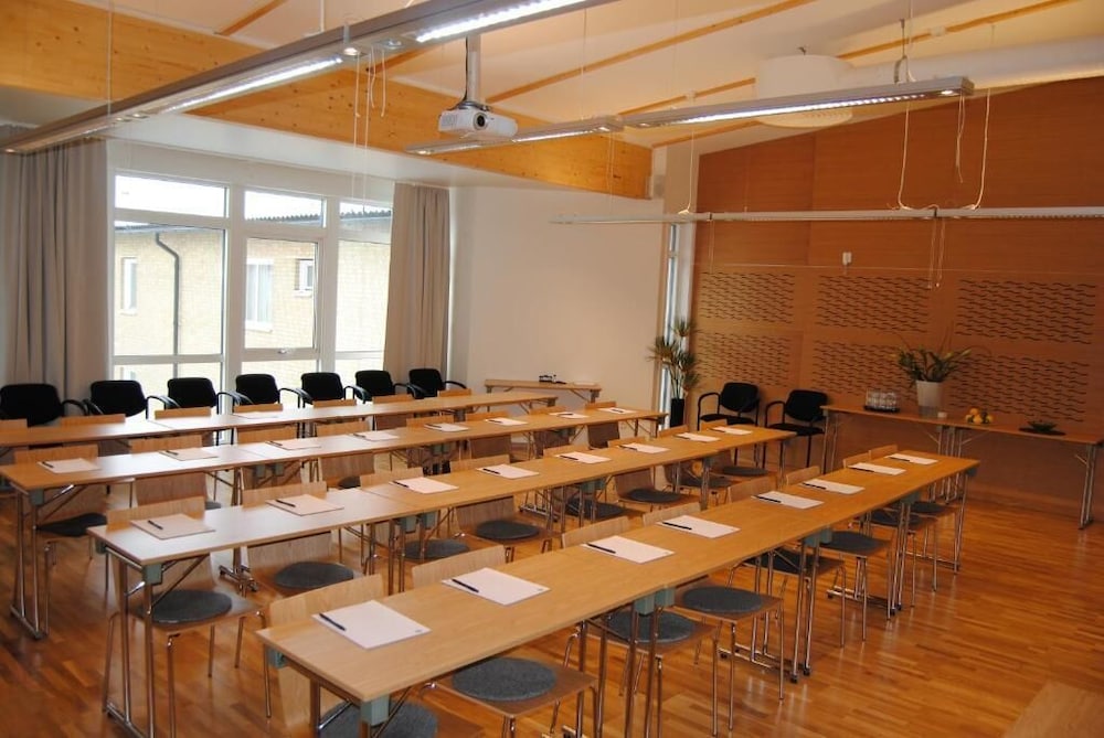 Arena Hotell 47/53