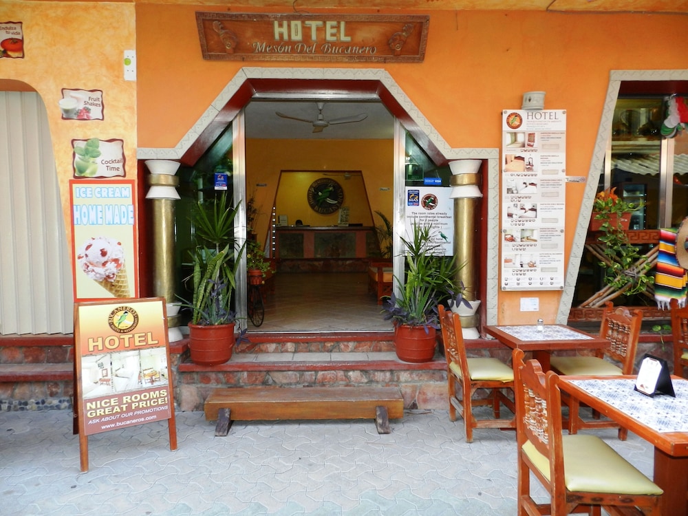 Hotel & Suites Bucaneros, Isla Mujeres 14/48