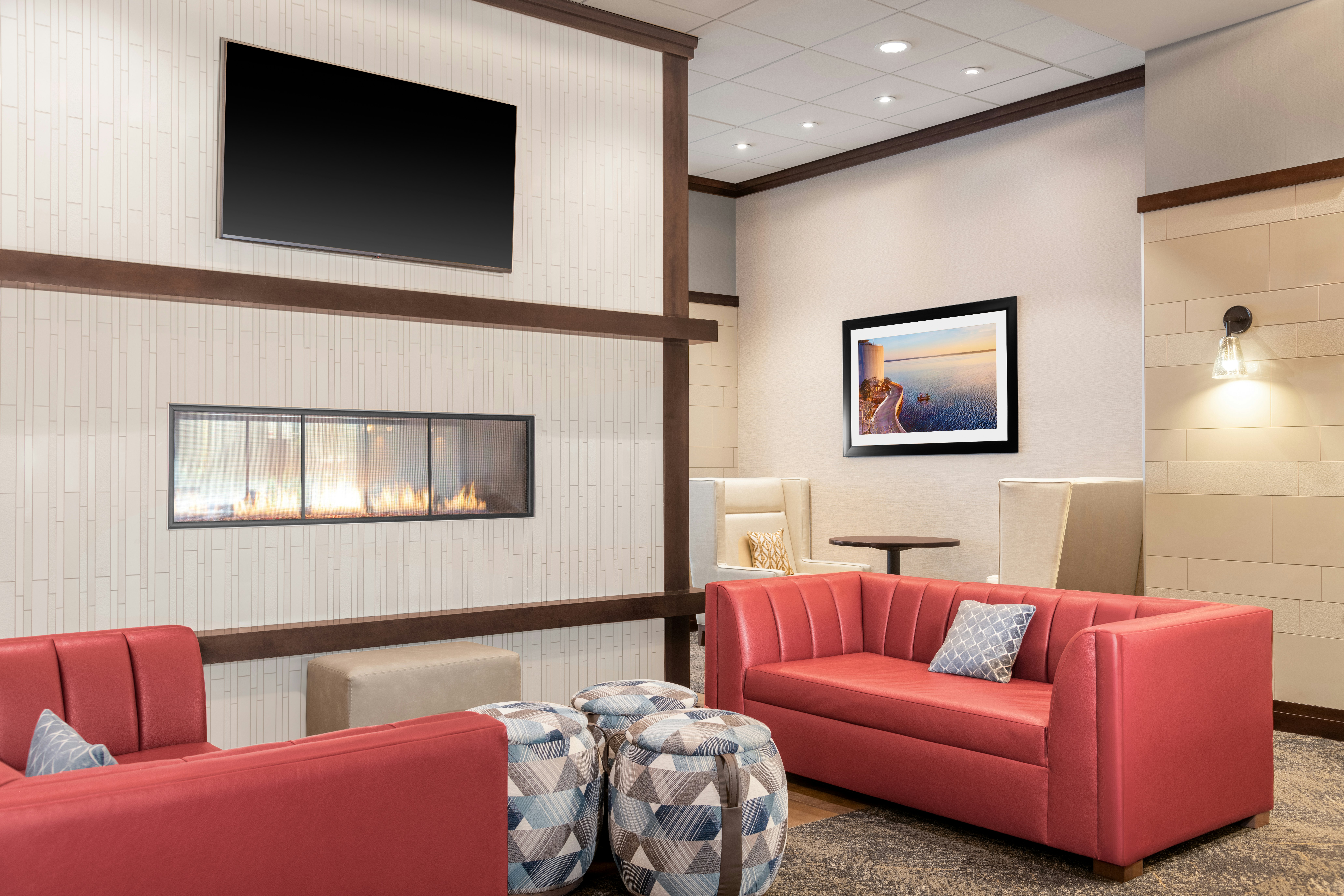 Hampton Inn & Suites Madison / Downtown 33/51