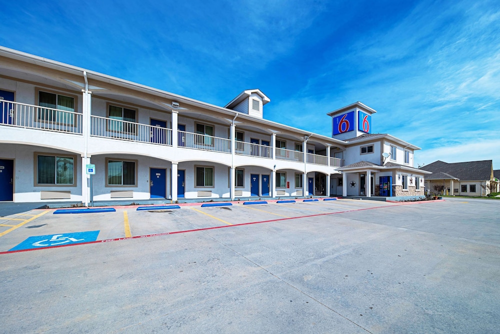 Motel6 Rhome, TX in Rhome - TX