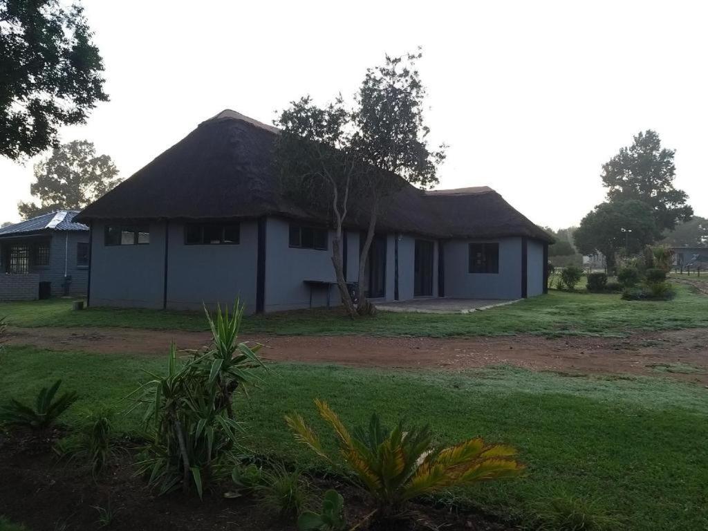 Vaal Marina Resort 25/26
