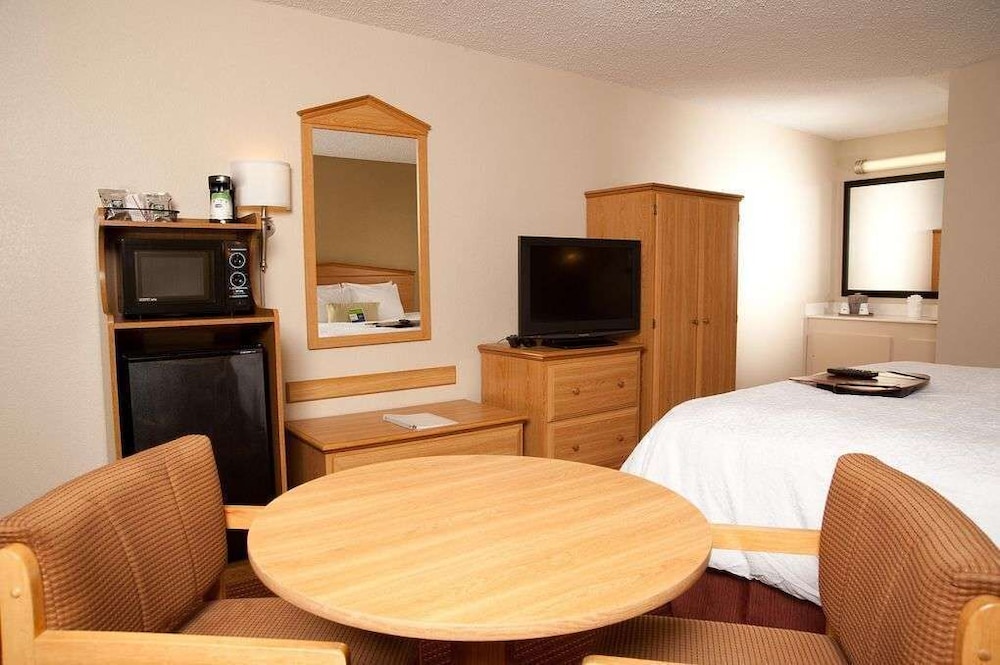 Park Inn by Radisson, Columbus State University Area 44/52