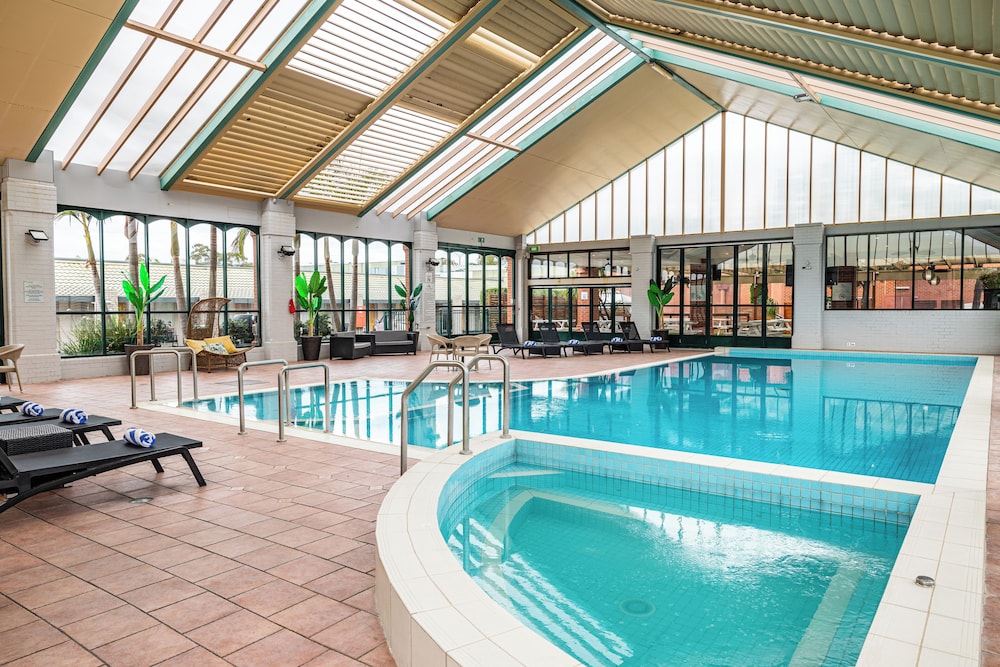 All Seasons Resort Hotel 37/66