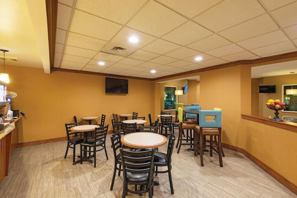restaurant-cafeteria