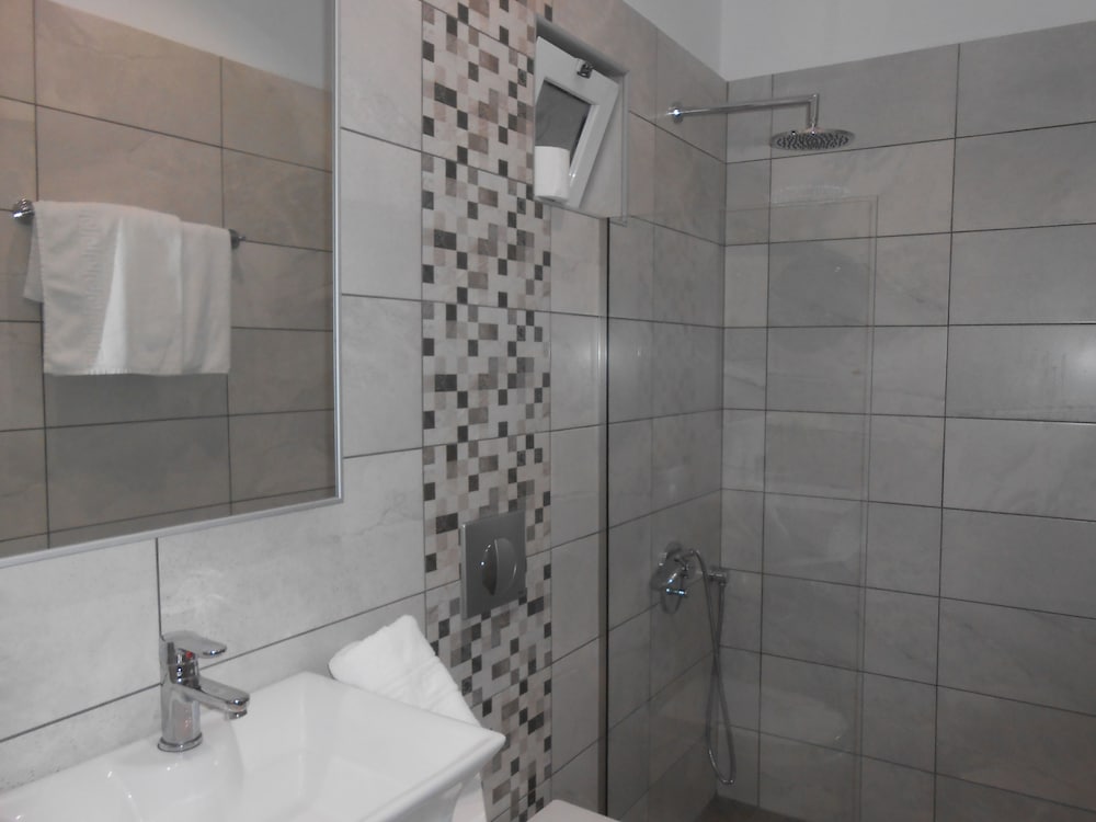 Voula Hotel 37/74