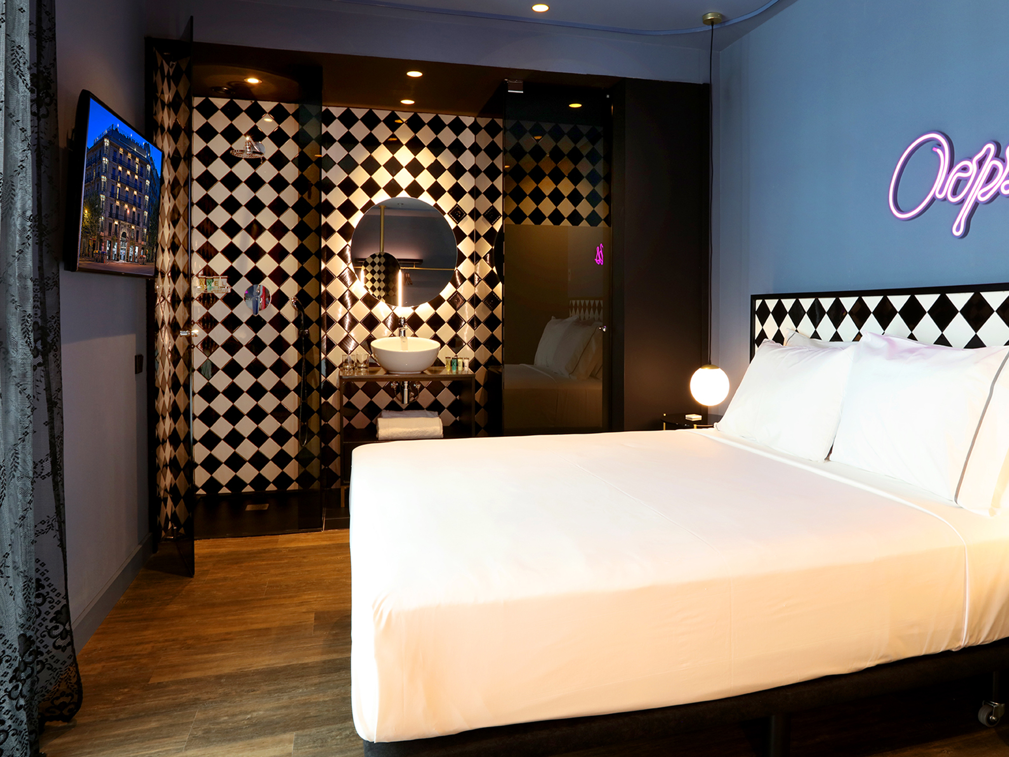 City, Single, Double Bed