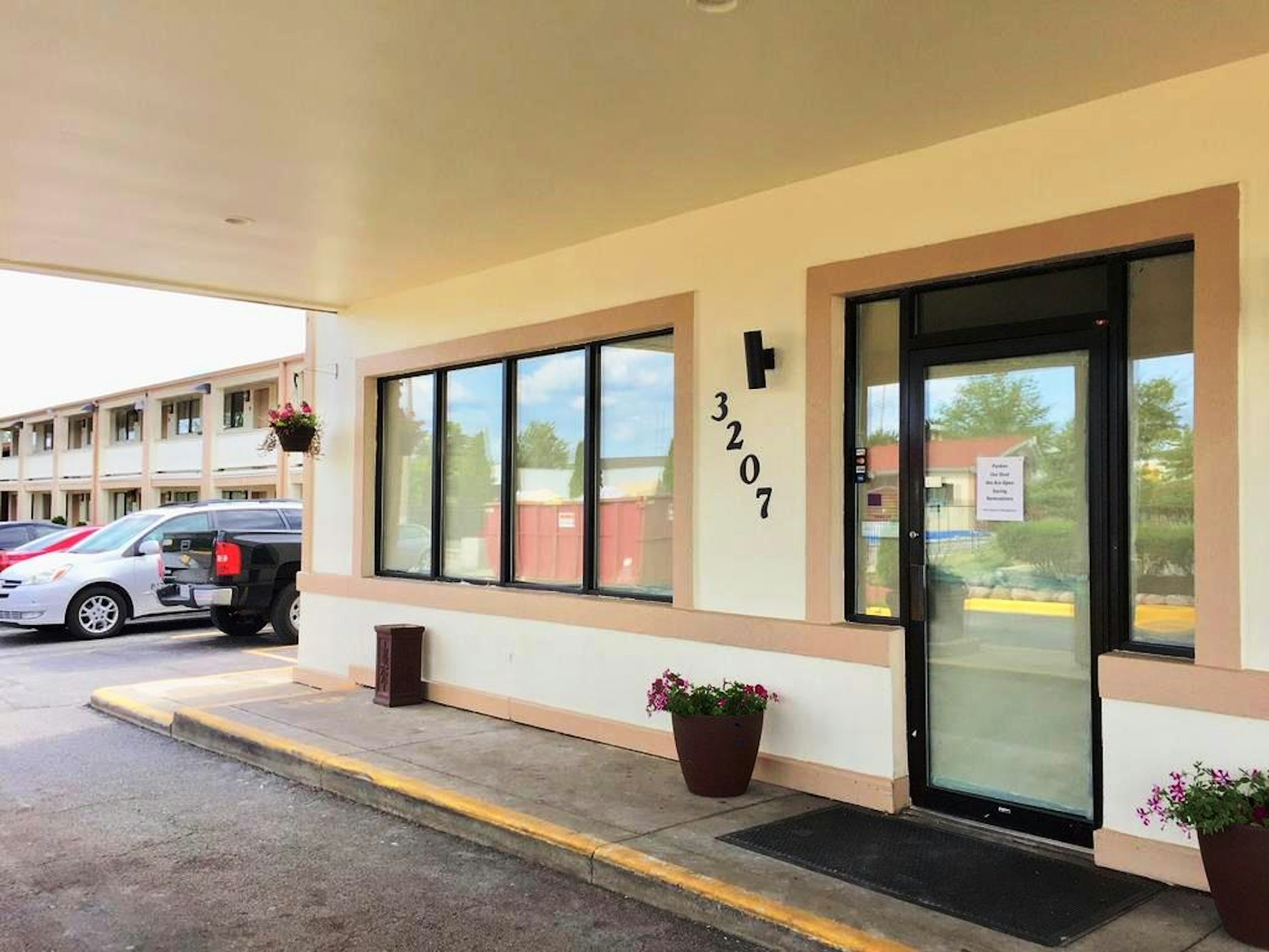 Red Carpet Inn Great Lakes 4/5