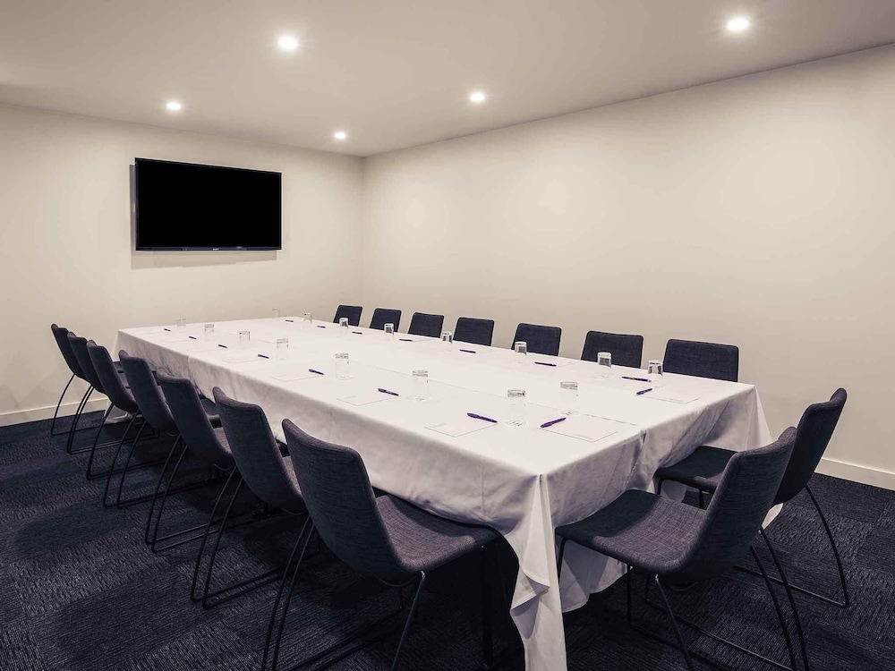 Mercure Melbourne Therry Street 28/42