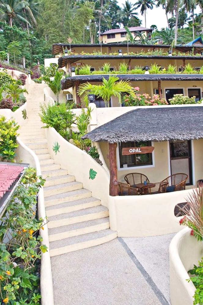 Oriental Sabang Hill Resort 5/52