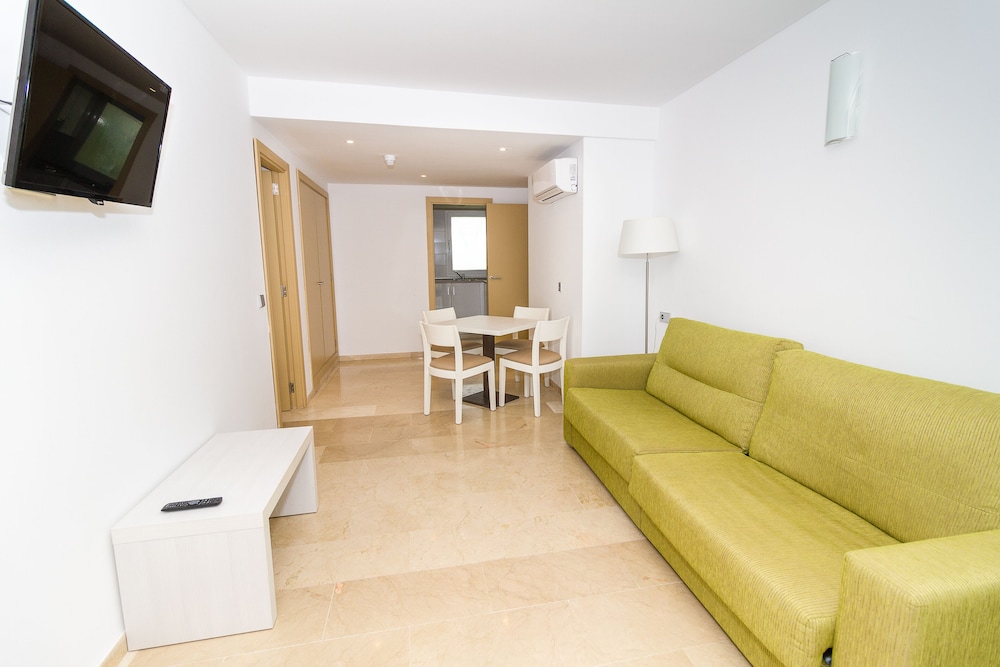 Eix Platja Daurada Hotel and Spa 75/97