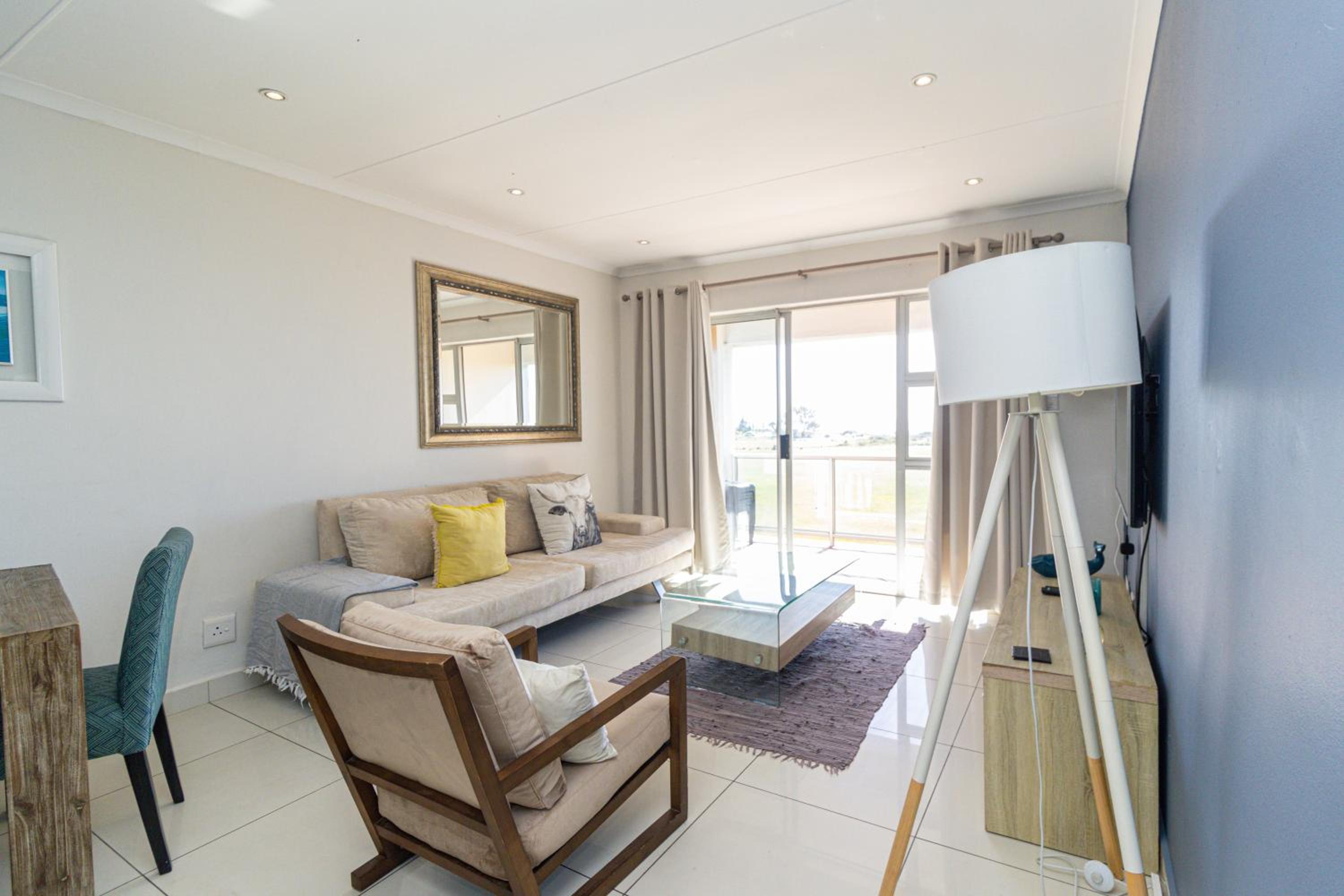 Modern Seaview Apartment 15/50