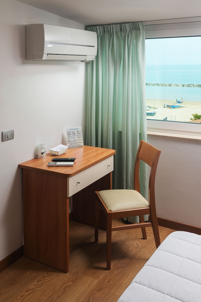 Hotel Poseidon & Nettuno 48/63