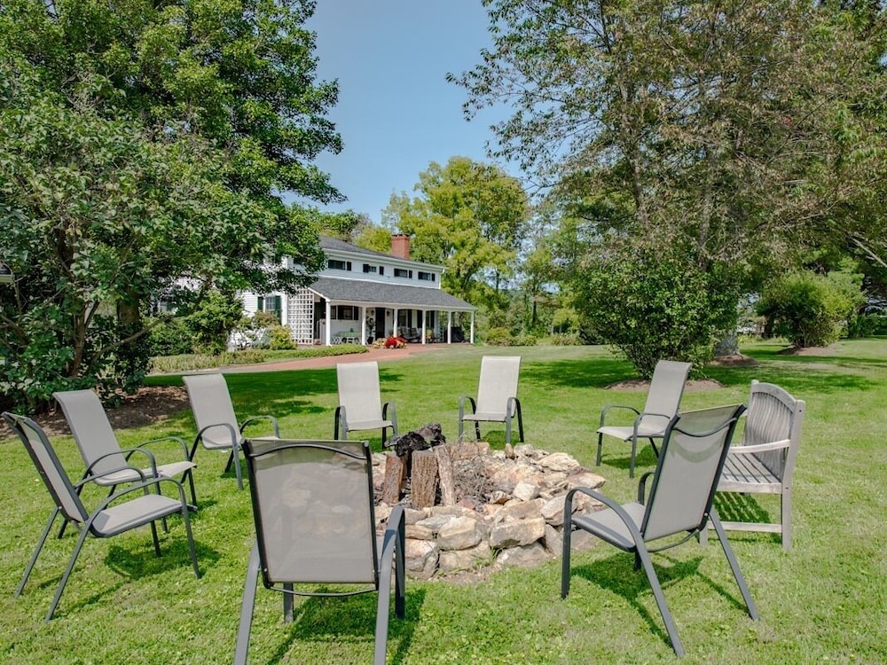 The Neighbour House B&B 27/35