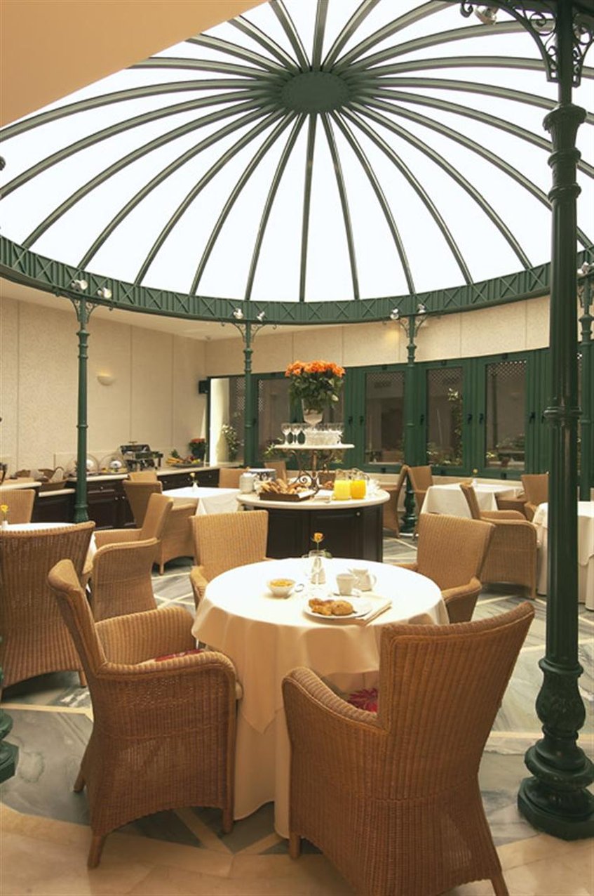 Hera Hotel 29/39