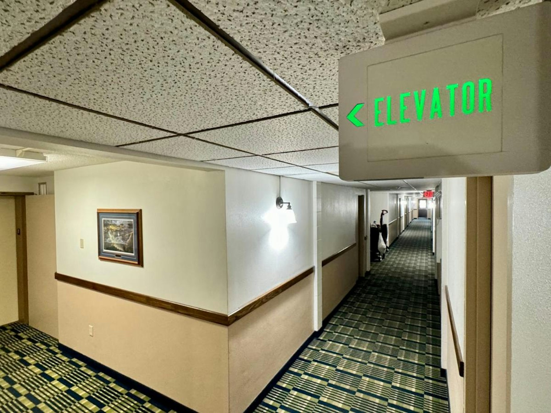 Dakota Inn Minot 6/34