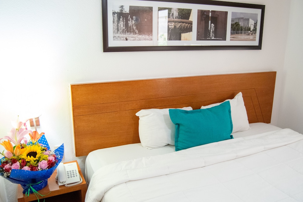 Hotel Grand River Plaza 30/58