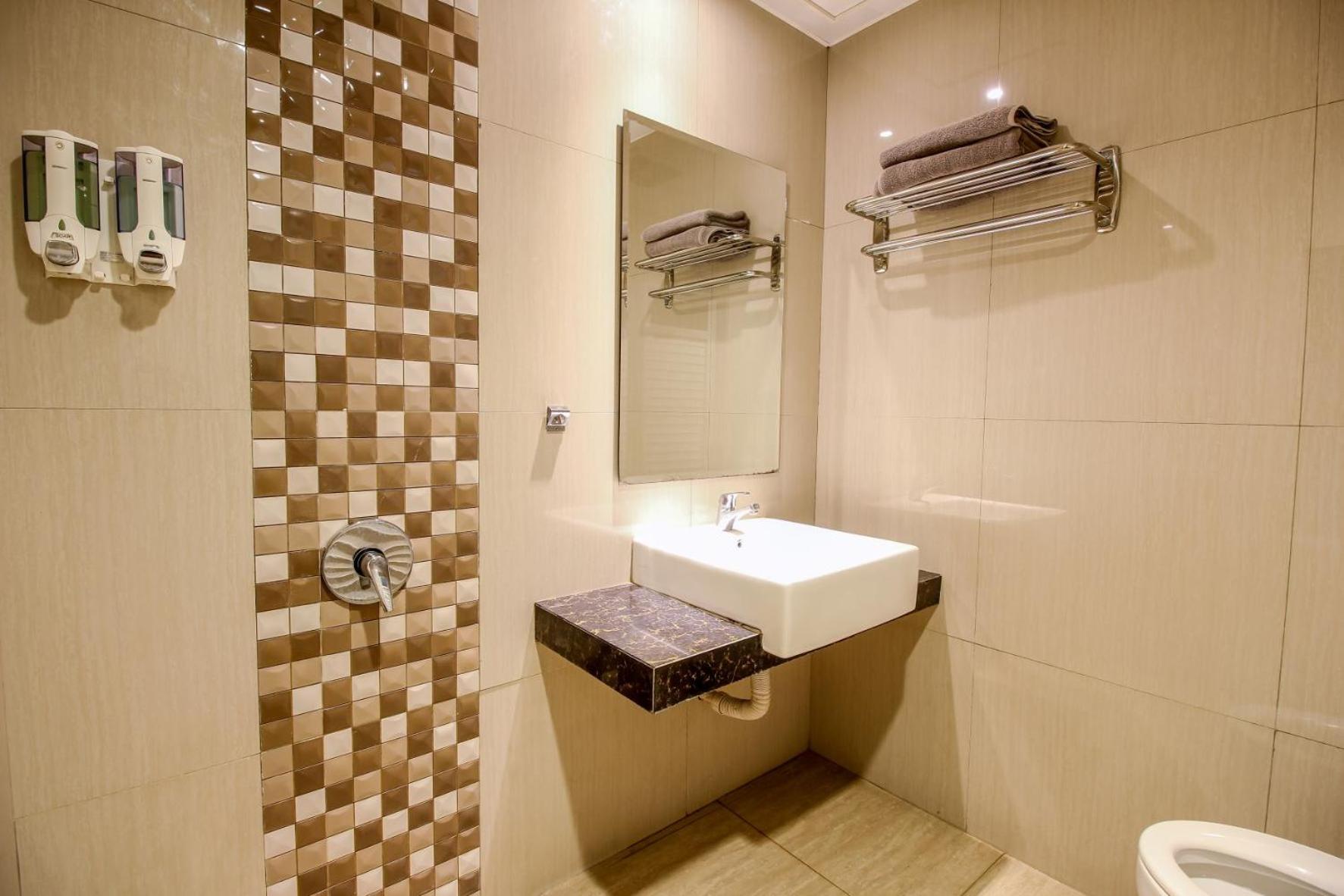 Akasia Budget Hotel 38/41
