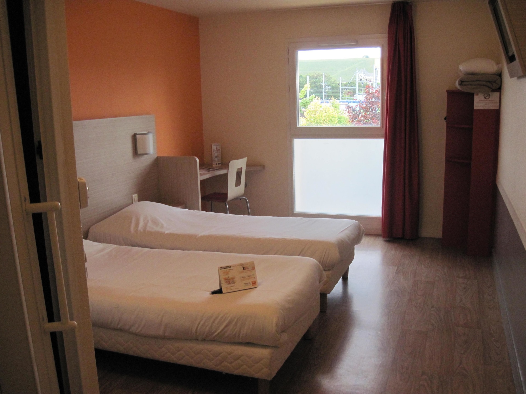 Standard, 3 Beds