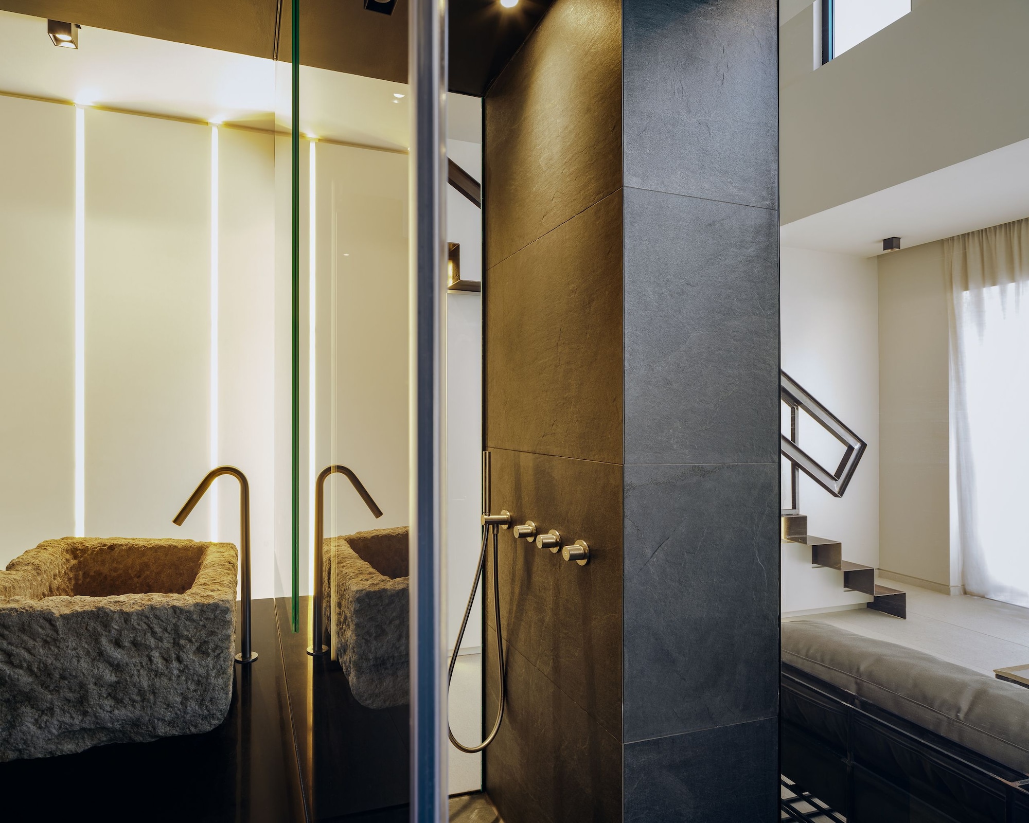 1 BEDROOM, LOFT, EXECUTIVE