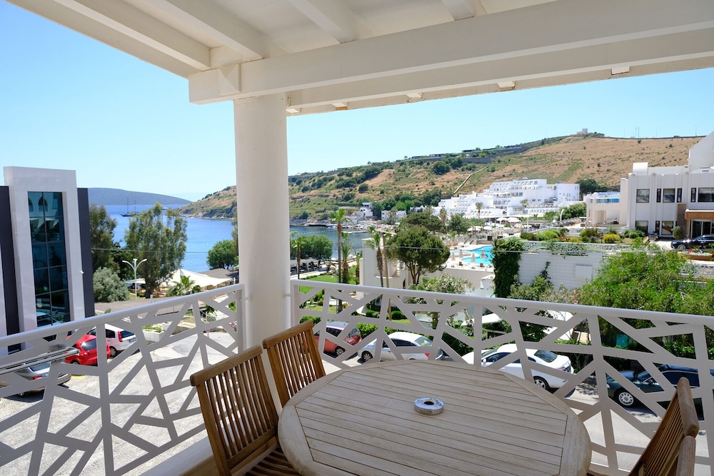 Azka Hotel 62/78