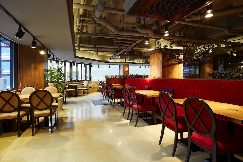 Nine Tree by Parnas Seoul Myeongdong 1 56/65