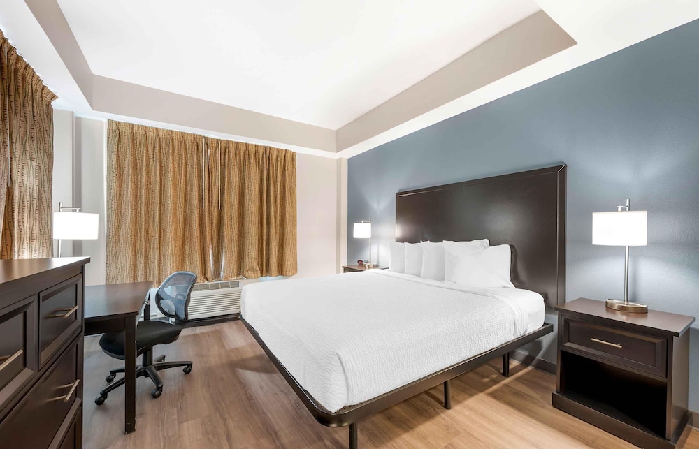 Extended Stay America - Indianapolis -Airport-W Southern Ave 26/60