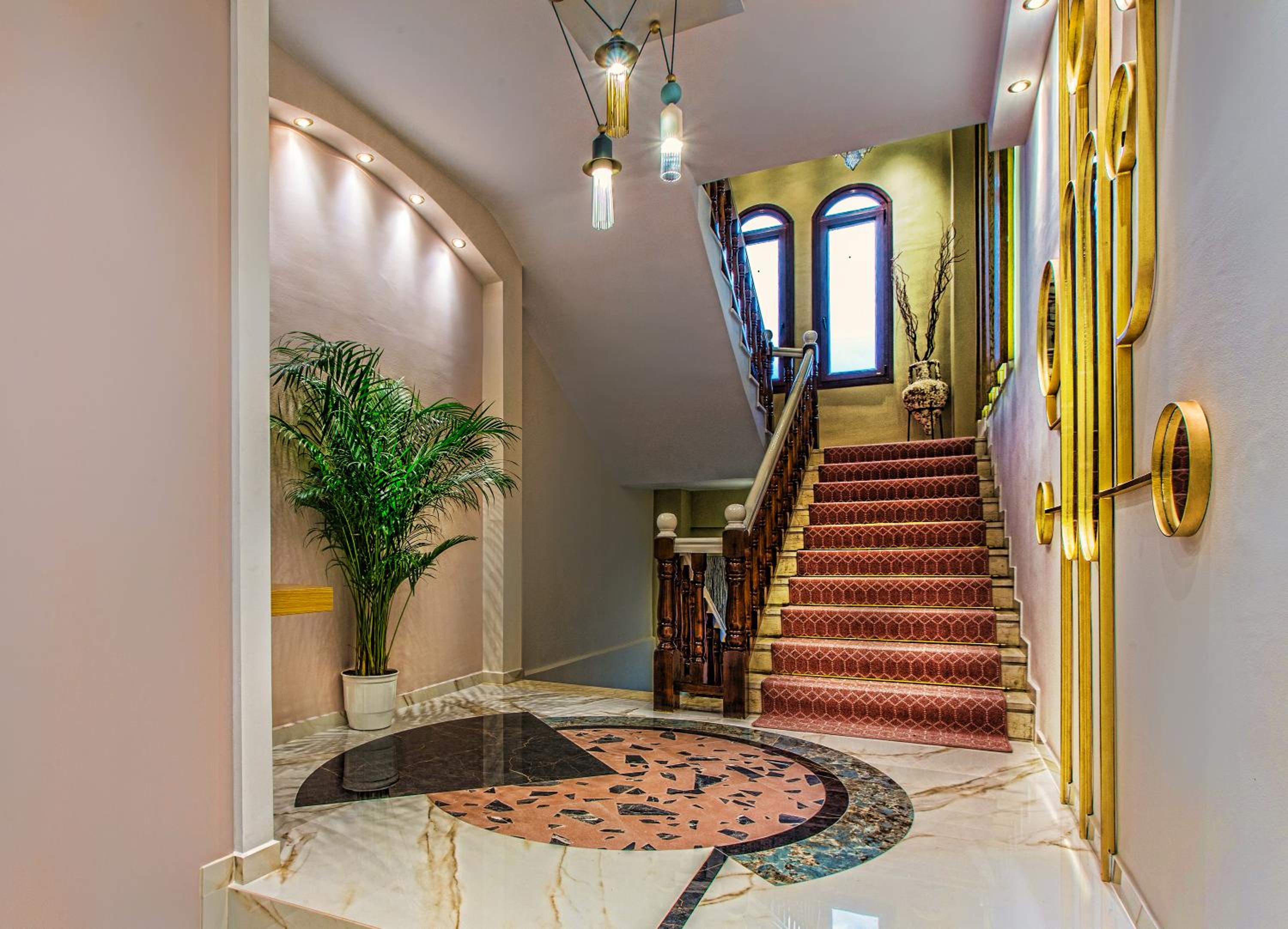 Maistrali Hotel 25/52
