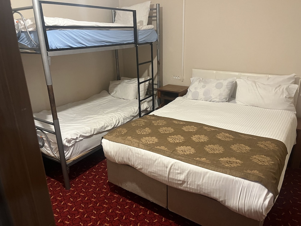 Istanbul Paris Hotel And Hostel 17/74