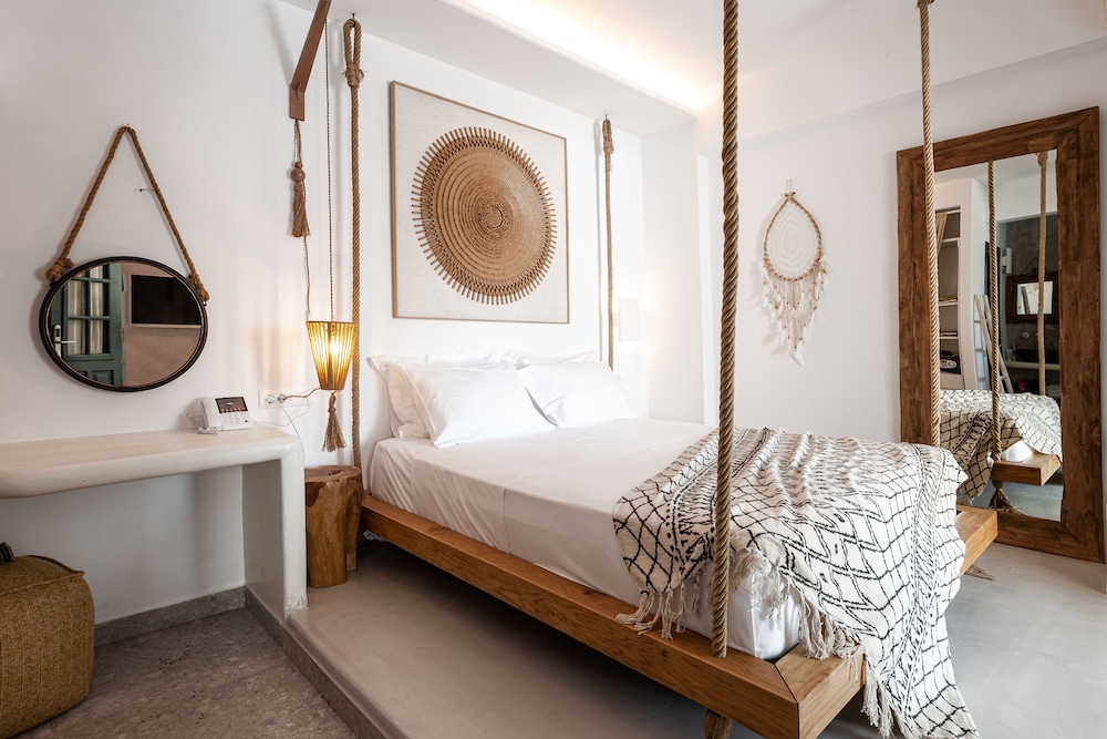 Design, Suite, Queen Bed, Sofa, Patio