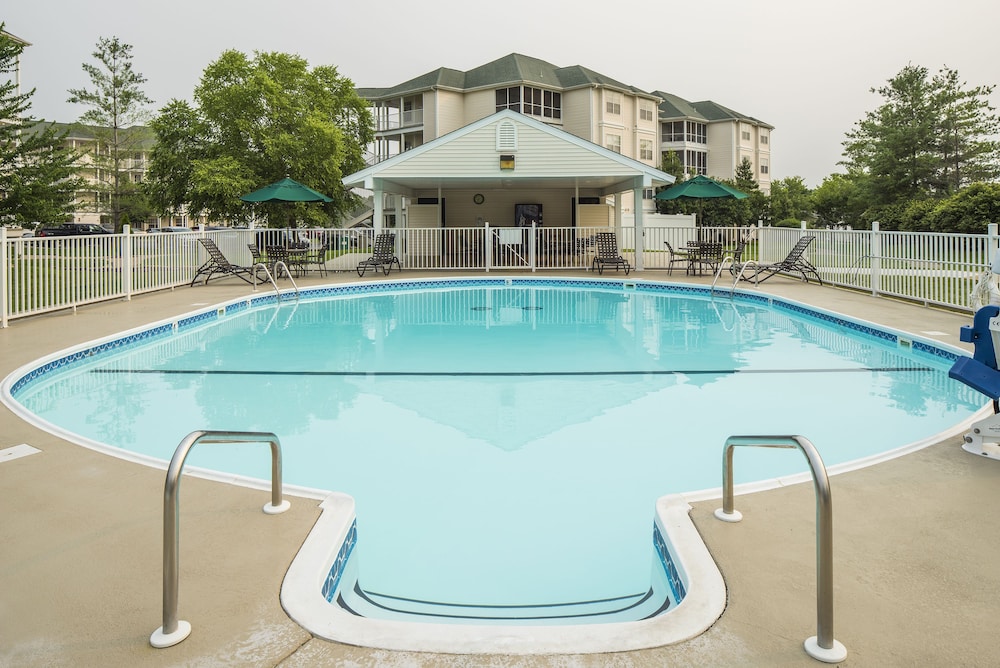 The Suites At Fall Creek 47/49