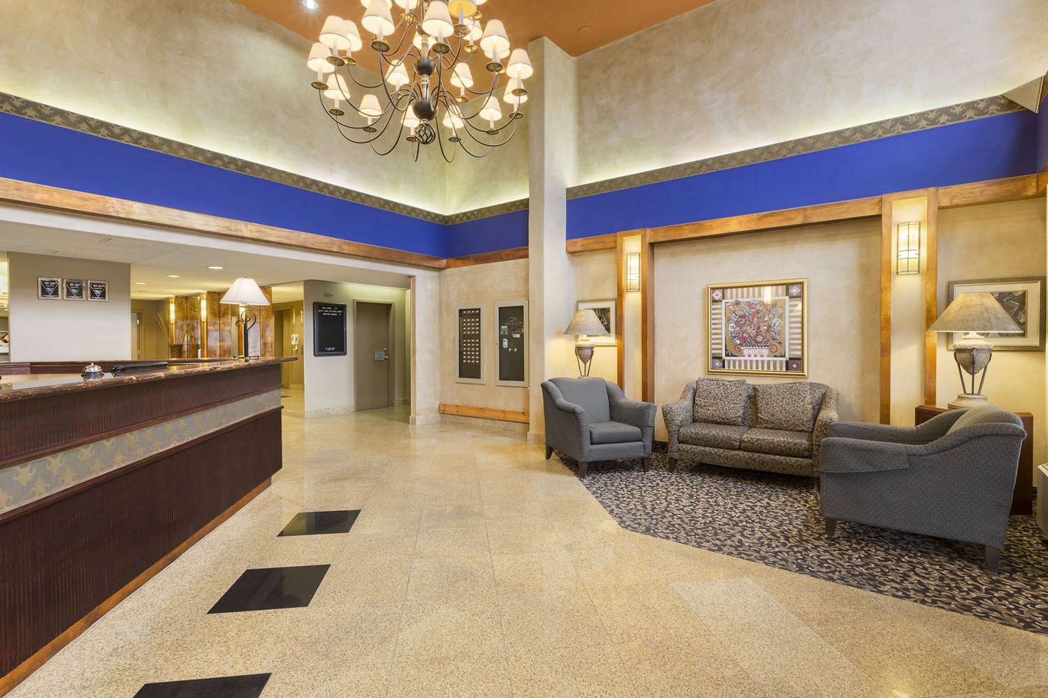 Days Inn by Wyndham Ottawa West 2/8
