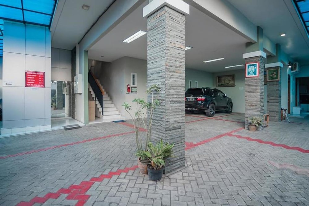 Reddoorz Plus Near Semanggi 28/30