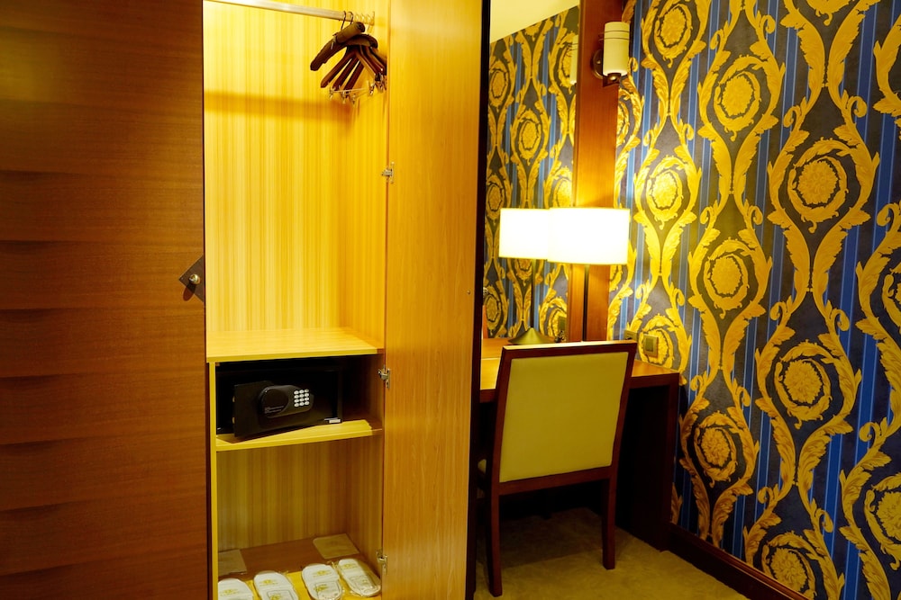Hu House Taipei 21/32