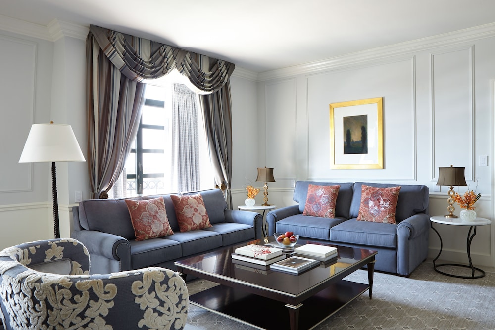 The Charleston Place 52/79