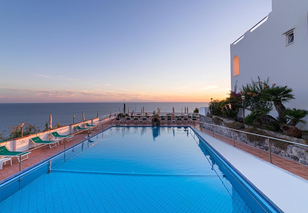 Hotel Grazia Alla Scannella 27/46