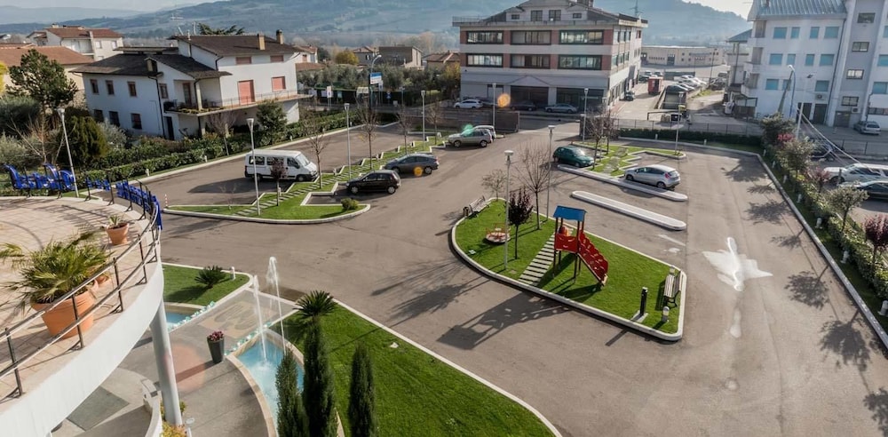 Aquila Hotel 15/16